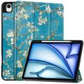 iPad Air 13 (2025) Tri-Fold Series Smart Folio Fodral - Vita blommor